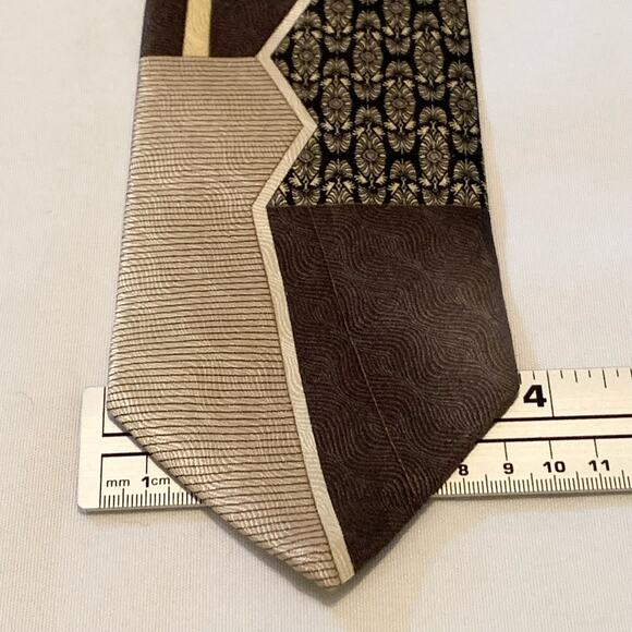 H.John’s & La Scala 2 Pc Men’s Neck Ties Neutral Colors & Bold Abstract Colors - Picture 5 of 8